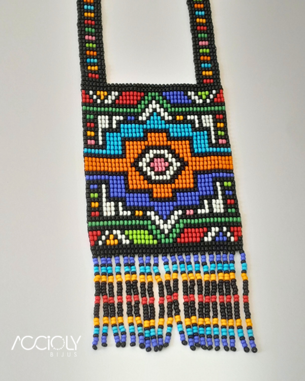 Colar Étnico de Miçangas Tchecas Modelo 1