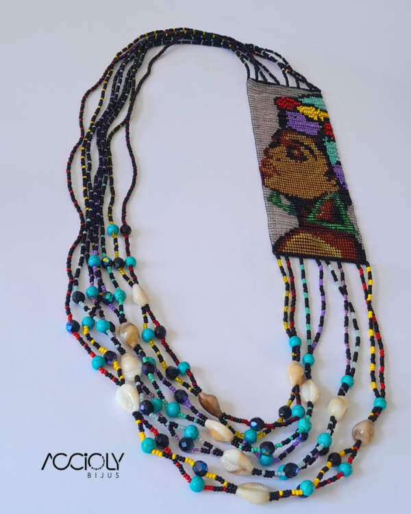 Maxicolar Mulher Afro de Miçangas Tchecas